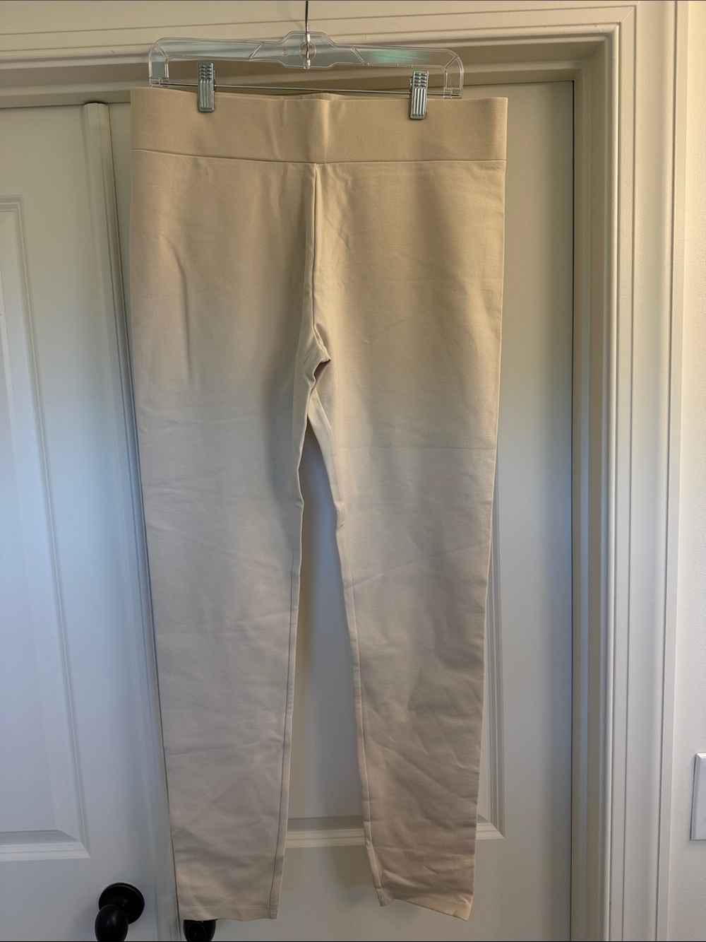 Daily Ritual Cream and Black High-Rise Leggings- Extra Long. Set of 3